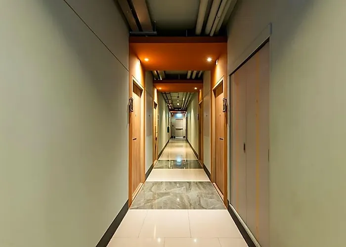 Hotel Hi Sotel Victory Monument 3*