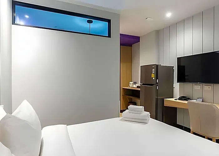 Hotel Hi Sotel Victory Monument 3*